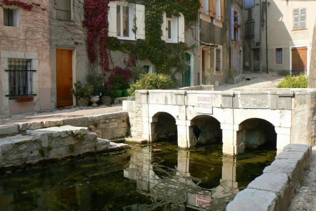 Maison De Maitre 230M² En Plein Coeur Du Village Camps-la-Source Exterior foto
